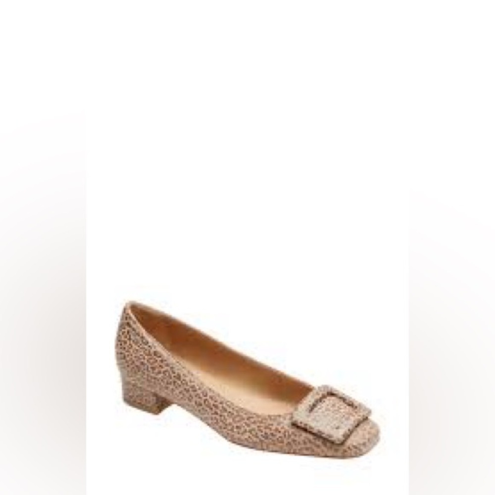 ANN MASHBURN Leopard pump